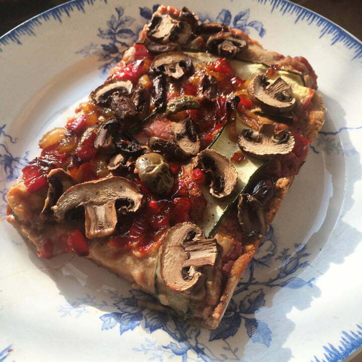 Vegan Pizza Time - guilt & cruelty free and so yummy!